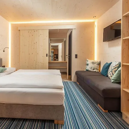 Ferienalm Panorama Hotel 4*