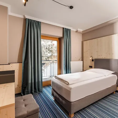 酒店 Ferienalm Panorama 斯拉德明